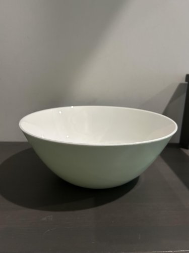 Porcelain Dining Bowls / Bols de Table en Porcelaine